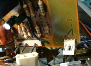 SANSUI AU-D607修理（その一） : 音の牢獄