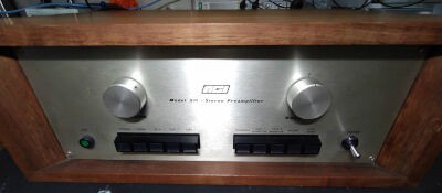 プリアンプ祭（その2）、AGI Model 511 : 音の牢獄