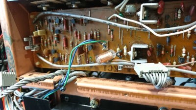 ハードオフの誘惑に。。。 : 音の牢獄