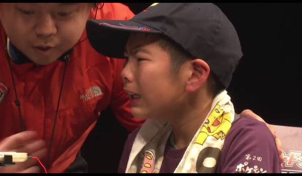 ポケモン公式大会決勝 メガガルーラに秒殺された子どもが号泣 ゲームめったくり通信