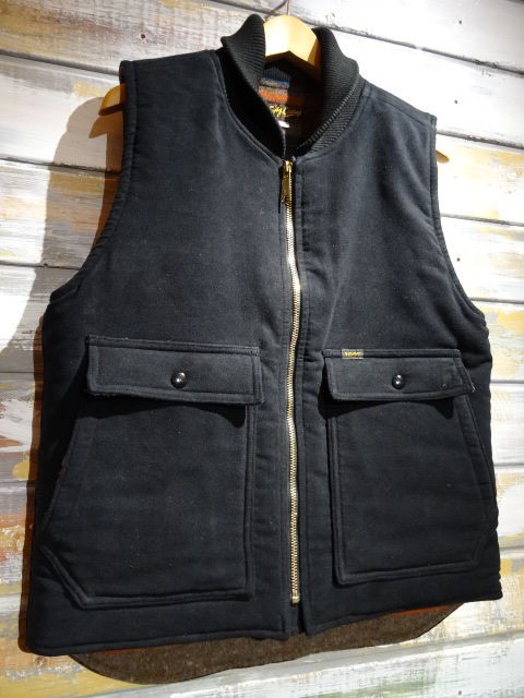 New! TROPHY CLOTHING ”STORM VEST” 3色 : OLD STAND New! TROPHY CLOTHING ”STORM VEST” 3色 : OLD STAND