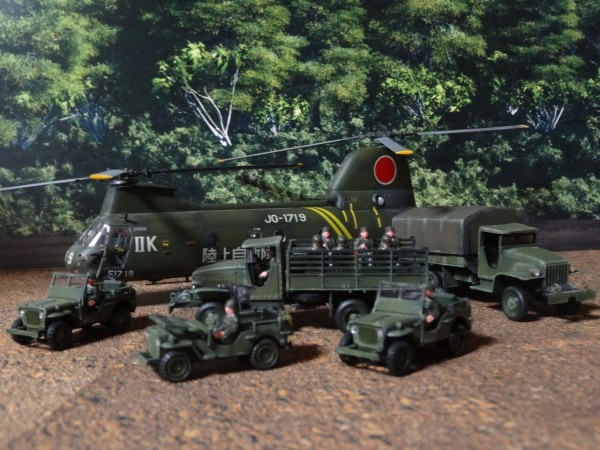 東宝自衛隊ヘリKV-107Ⅱ、兵員輸送トラック＆ジープ 1／72