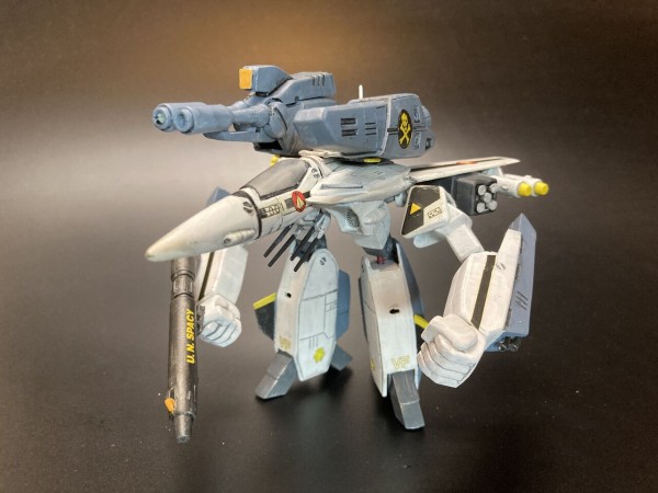 マクロス】アリイ製旧キット「スーパーバルキリー フォッカー専用機