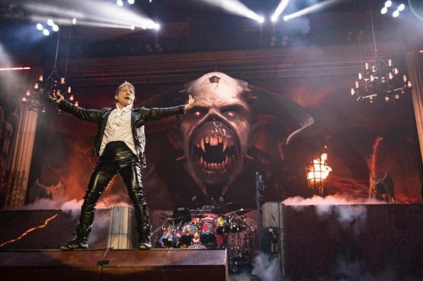 B ディッキンソン ロックの殿堂を批判 ロックンロールのことわかってない ビール飲め おとまと