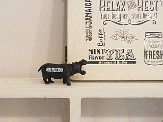 ダイソーの動物フィギュアセットと掲載本 百円日和 Powered By ライブドアブログ ダイソーの動物フィギュアセットと掲載本 百円日和 Powered By ライブドアブログ
