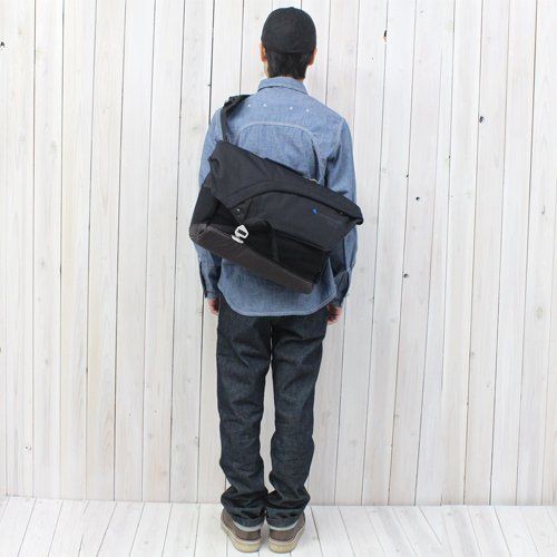 自転車に乗るときのバッグはKLATTERMUSEN (クレッタルムーセン)『FENJA