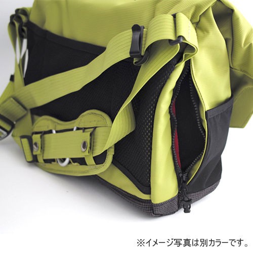 自転車に乗るときのバッグはklattermusen クレッタルムーセン Fenja Shoulder Bag がオススメ The Magic Hour