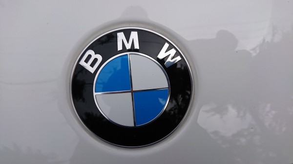 Bmwマーク Owner S Maintenance オーナーズ福岡のメンテナンス