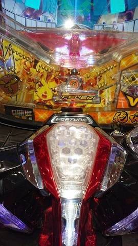 シンフォギアのヘソに玉が乗ったんだが ぱちとろ速報