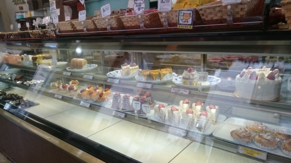 洋菓子 チーズケーキ Royal洋菓子店 東武練馬 メロン味ってメロンの味じゃない