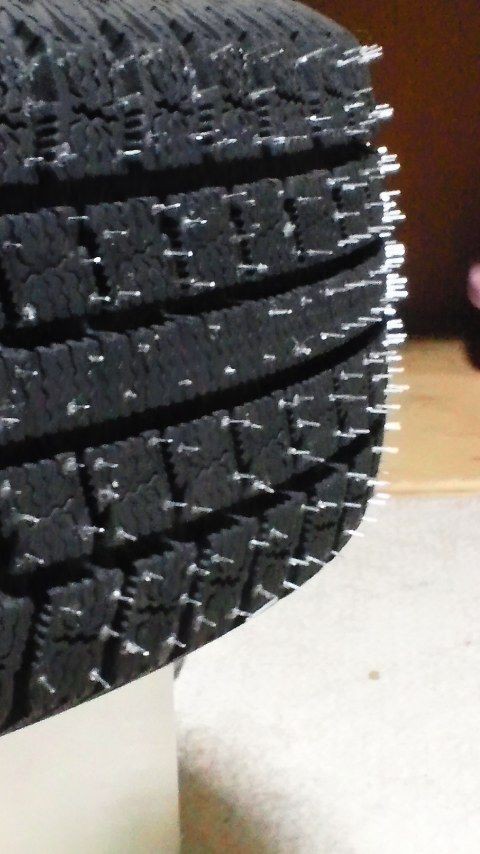 スパイクタイヤ制作 Panducatiのﾌﾞﾛｸﾞ