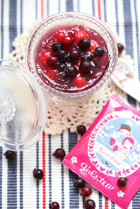 ジューンベリーとグミとでゼリー スイーツ ナチュラリストpanipopoの美 食ラボ