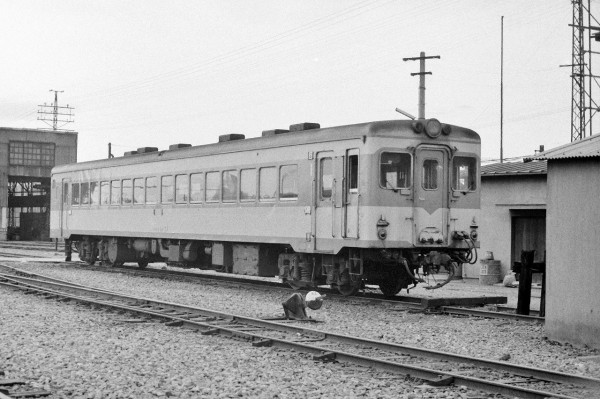 名古屋機関区 キハ26 400番台 キハ581969年（昭和44年） file No