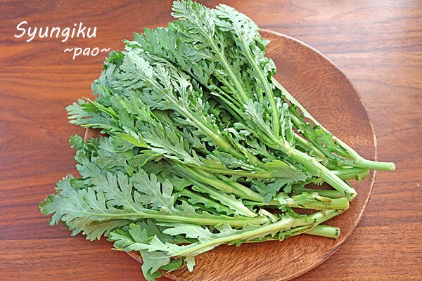 濃厚まろやか♪生ハム乗せ春菊ジェノベーゼ風うどん♪ : ぱおの簡単