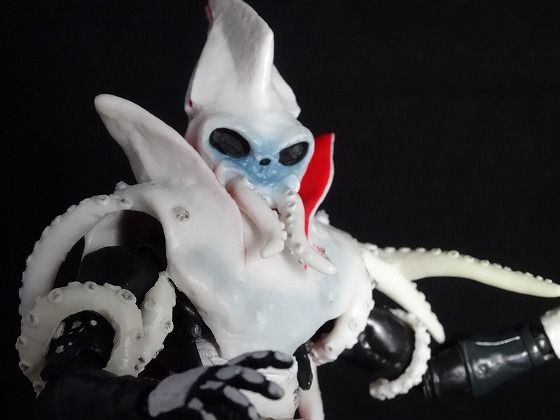 イカデビル（フィギュアーツ改造） : 特撮フィギュアの可動化