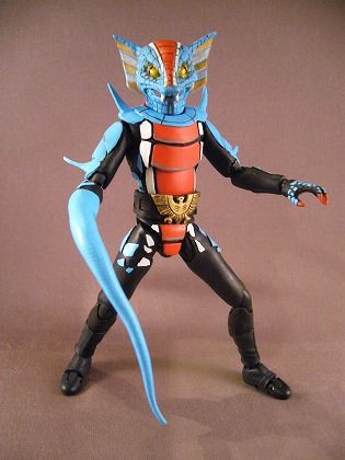 ガラガランダ（フィギュアーツ改造） : 特撮フィギュアの可動化改造日記