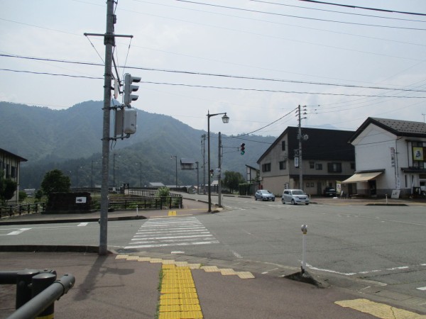 旧三国街道を歩く 六日町から江戸時代の町並み 塩沢宿 牧之通り へ 駅からハイキングに行ってきました