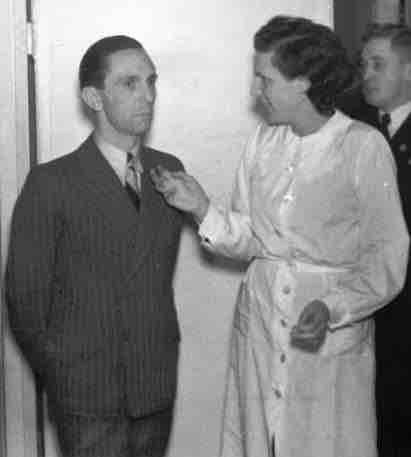 Leni Riefenstahl レニ・リーフェンシュタール 嘘と真実 : Aloha