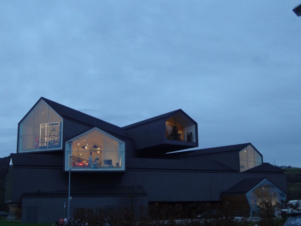 Vitra Design Museum ドイツ ヴィトラ デザイン ミュージアム To Rome With Love