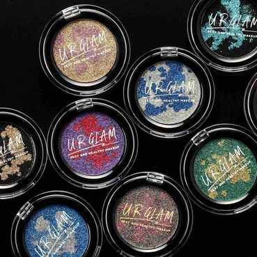 100均 ギラギラ過ぎるユーアーグラムのスパークルアイシャドウ こんな女の Powered By ライブドアブログ