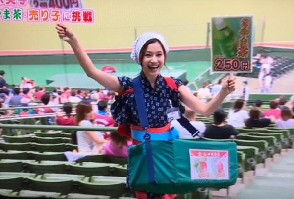 悲報 ビール売り子 完全に顔採用だと判明する やみ速 なんj西武まとめ