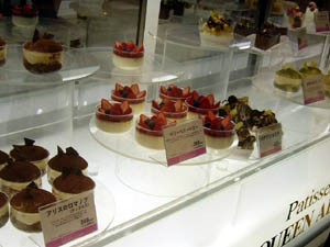 札幌市中央区 Patisserie Queen Alice パティスリー クイーン アリス 三越札幌店 リサイクルパソコンビーグル 代表ブログ