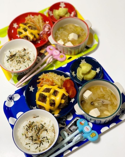 Ayaごはん ミッフィーお箸で こどもごはん 夜ごはん ハンバーグ さつまいも好き Peco Happy Life