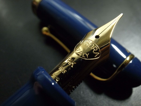 Aurora 88 Flex nib 70th Anniversary Blue : スティログラフィカ