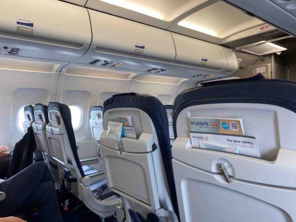 EU内ビジネスクラス】ブリュッセル航空 SN3721 搭乗記 : Volare（搭乗記）