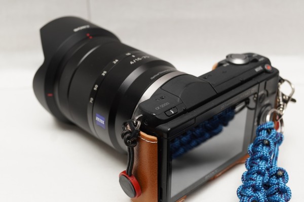 SONY Vario-Tessar T* E 16-70mm F4 ZA OSS「SEL1670Z」が届きました SONY Vario-Tessar T* E 16-70mm F4 ZA OSS「SEL1670Z」が届きました
