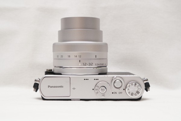 完動品Panasonic LUMIX G DMC-GM1 12-32mmズーム付 【公式通販】