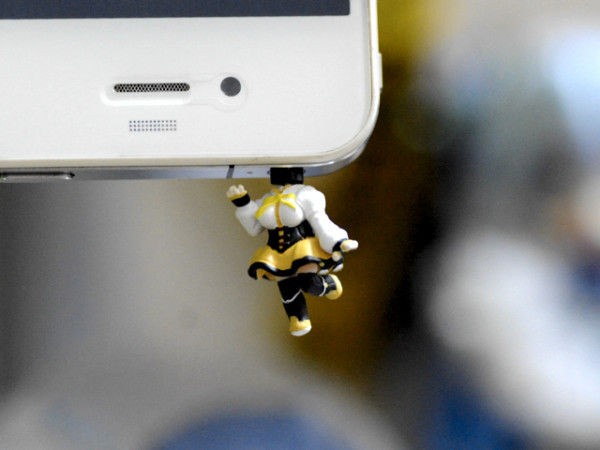 Iphone5に備えてイヤホンジャックを作ってみた もう何も恐くない ぴくpic Iphone5に備えてイヤホンジャックを作ってみた もう何も恐くない ぴくpic