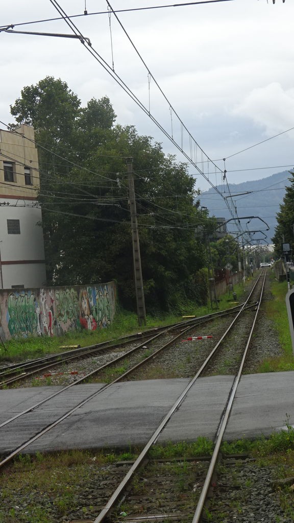 スペイン 狭軌道鉄道 feve 自転車は