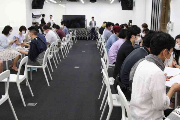 婚活 見た目より人柄重視 マスク着用のお見合い体験が話題にｗｗｗｗｗｗ トメさんウトさん
