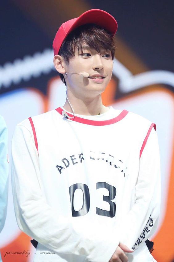 SF9 インソン ツーショット INSEONG SF9 インソン Inseong 画像1 : ぴよぴよにっき