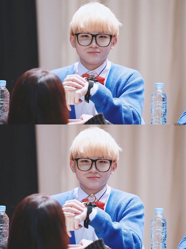SEVENTEEN (세븐틴)/WOOZI(ウジ) profile : ぴよぴよにっき