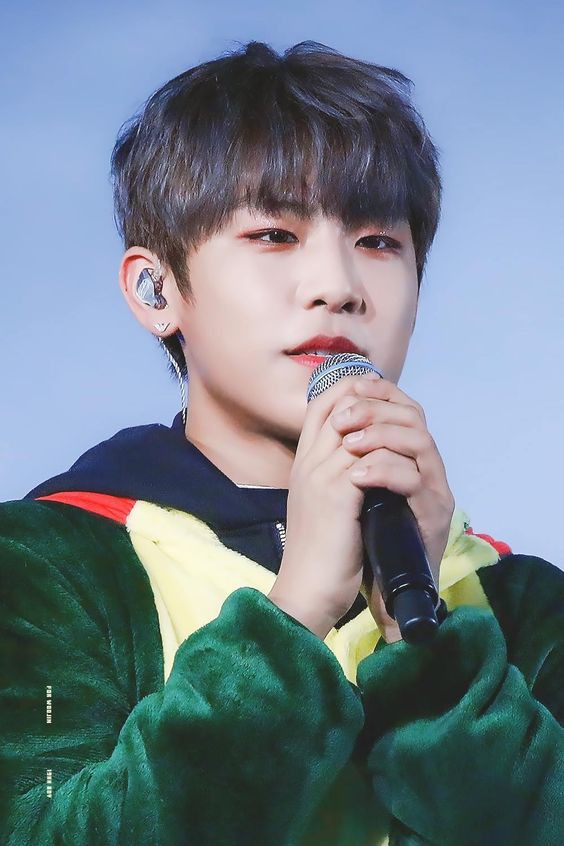 Wanna one ウジン スローガン AB6IX ウジン スローガンセット AB6IX