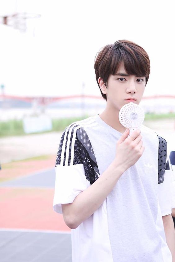 The Boyz Younghoon 영훈 画像1 : ぴよぴよにっき