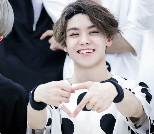 SEVENTEEN (세븐틴)/VERNON(バーノン)画像1 : ぴよぴよにっき