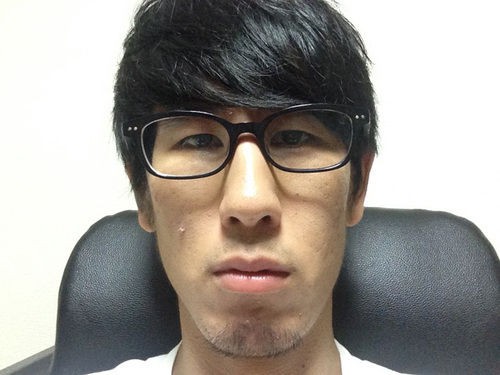 朗報 顔面偏差値がちょうど50の男が発見される ぶる速 Vip