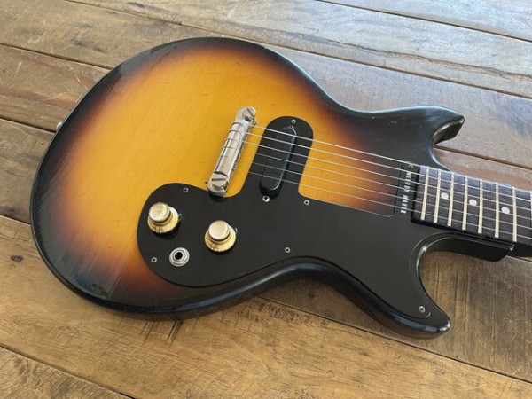 メロディ　メーカー誌　デッドストック　1964.4.18号　リッケンバッカー　ビートルズ　モッズ メロディーメーカーのスペック比較 - 1960年前後のヴィンテージ