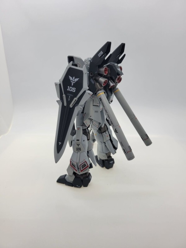 HGUC 1/144 シナンジュ・スタイン (ナラティブVer.)｜バンダイ