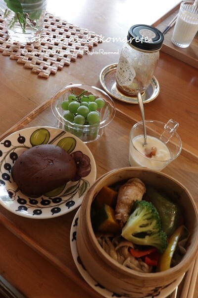 ZARA  カボチャガラス製ドーム&ウッドケーキ皿付【新品・タグ付き】 ZARA HOME カボチャガラス製ドーム&ウッドケーキ皿付【新品・タグ付き