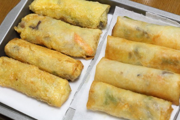 春巻きのコツ パリッと仕上げたり 卵にくぐらせてフンワリさせたり ぽかぽかびより レシピ 作り方 コツ Powered By ライブドアブログ