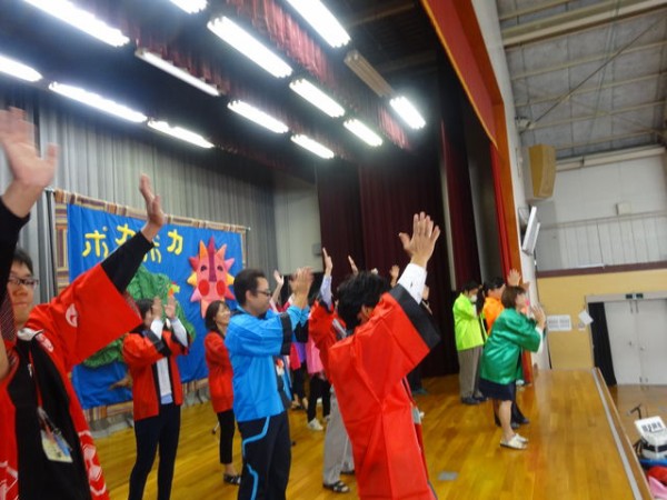 愛知県一宮市立浅井中小学校 音楽で学校がいきいき ポカポカ音楽鑑賞教室 全国の小学校 幼稚園のいいね をご紹介 ポカポカブログ 風の便り