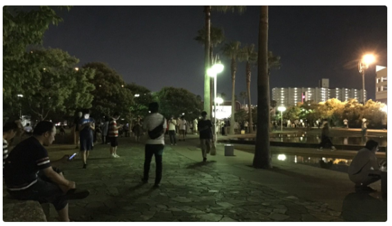 福岡県福岡市 香椎浜は人が多くて深夜でもポケモンｇｏをやってる人がいっぱい ポケモンgoのポケストップ攻略ニュース