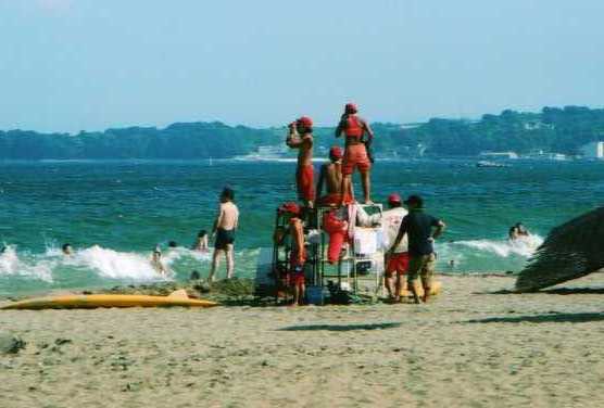 ライフセーバーはカッコいい 湘南ー海 風 光 Shonan Coast Line