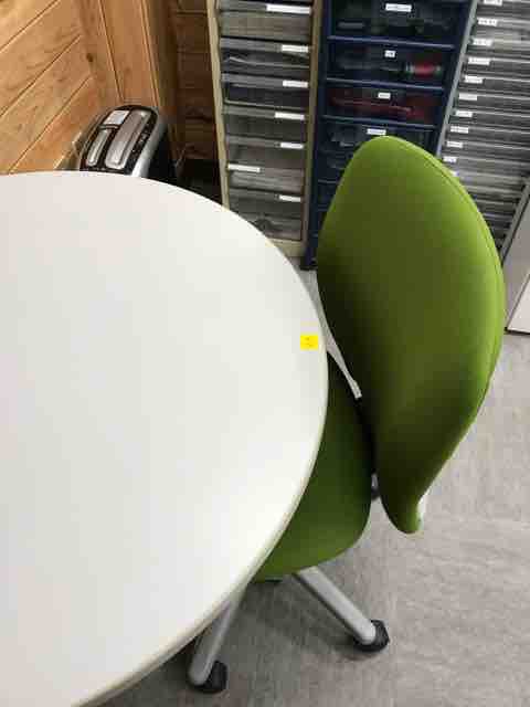 椅子を元に戻す たかがチラシ されどチラシ