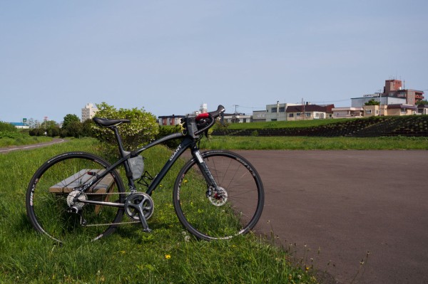 ライド後にわかるその優しさ ～ MAVIC CROSSRIDE SL : 山に野に川に呑みに