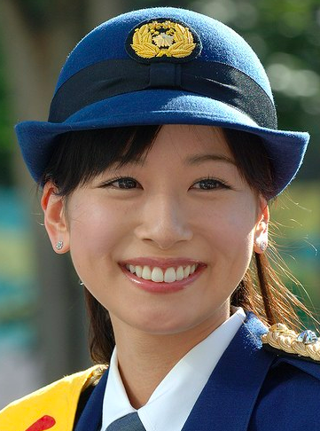 驚愕 婦警さんをナンパした結果 婦警さんの反応が ｗｗ ネットで話題 いいね 速報